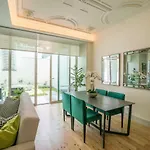 Courtyard & Elegance شقة
