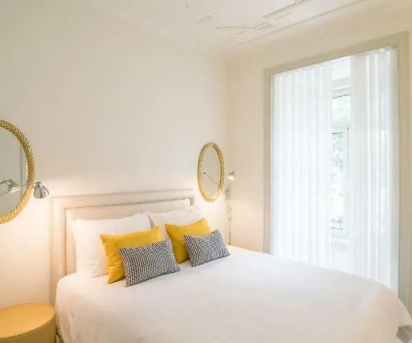 Courtyard & Elegance شقة *